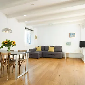 Alley Apartment