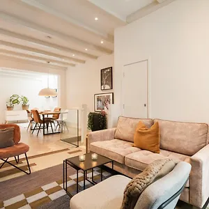 Leidse Square 5 Star Luxury Apartment